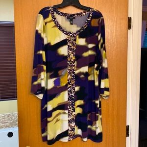 Gorgeous multicolored tunic. You can wear it as a dress depending on height.